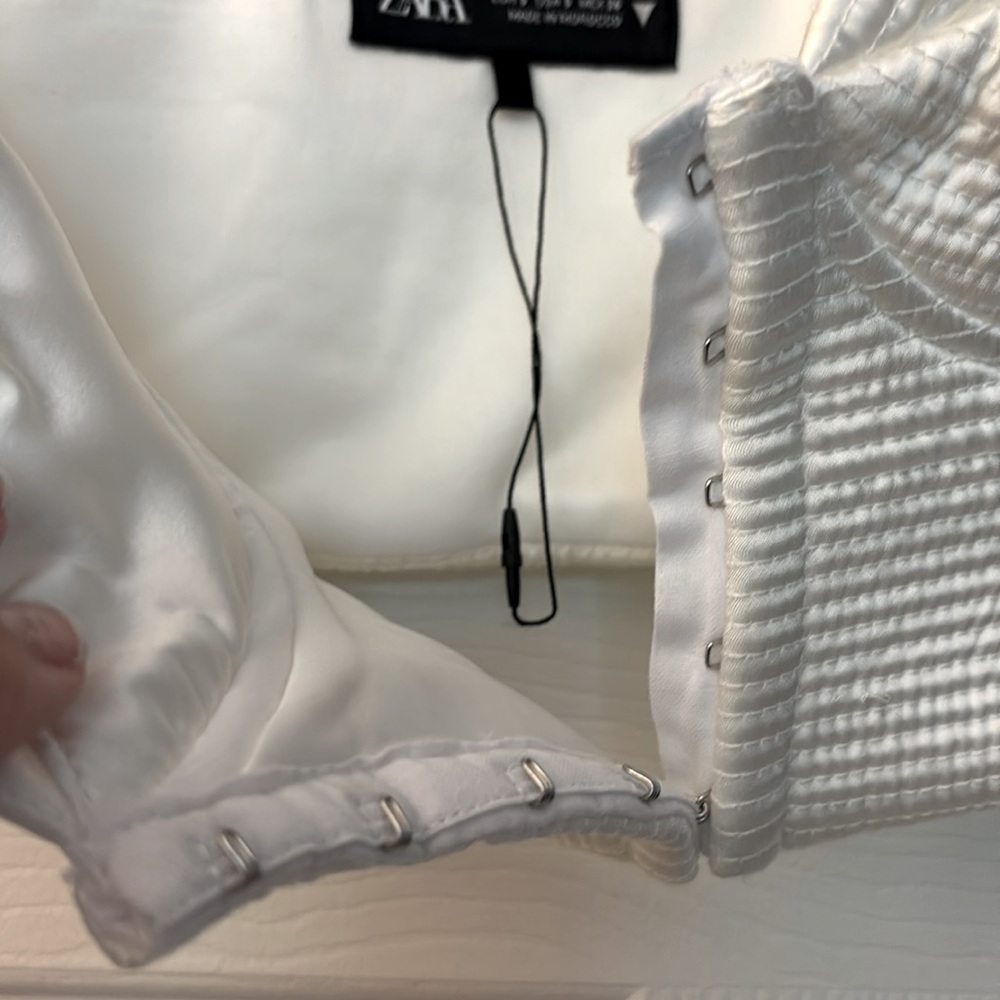 Brand new Zara White Ribbed Bustier crop Top!! - Picture 7 of 7